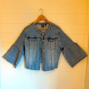 SOHO NY&COMPANY Distressed Denim Round Collar Peplin Sleeve Denim Crop Jacket